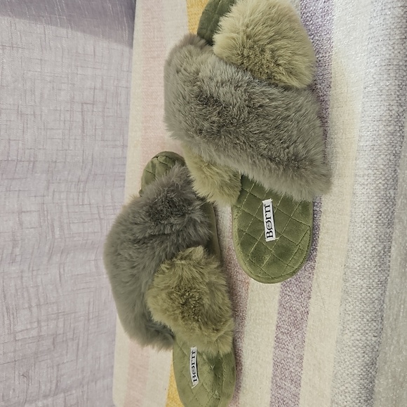 FUZZY SLIPPERED - Picture 4 of 7